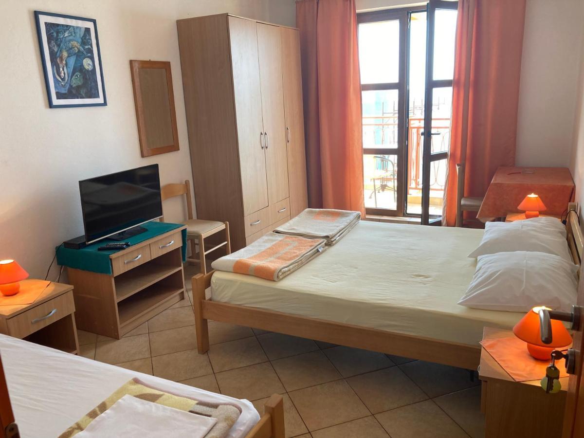 Monterama Apartments Сутоморе Екстериор снимка