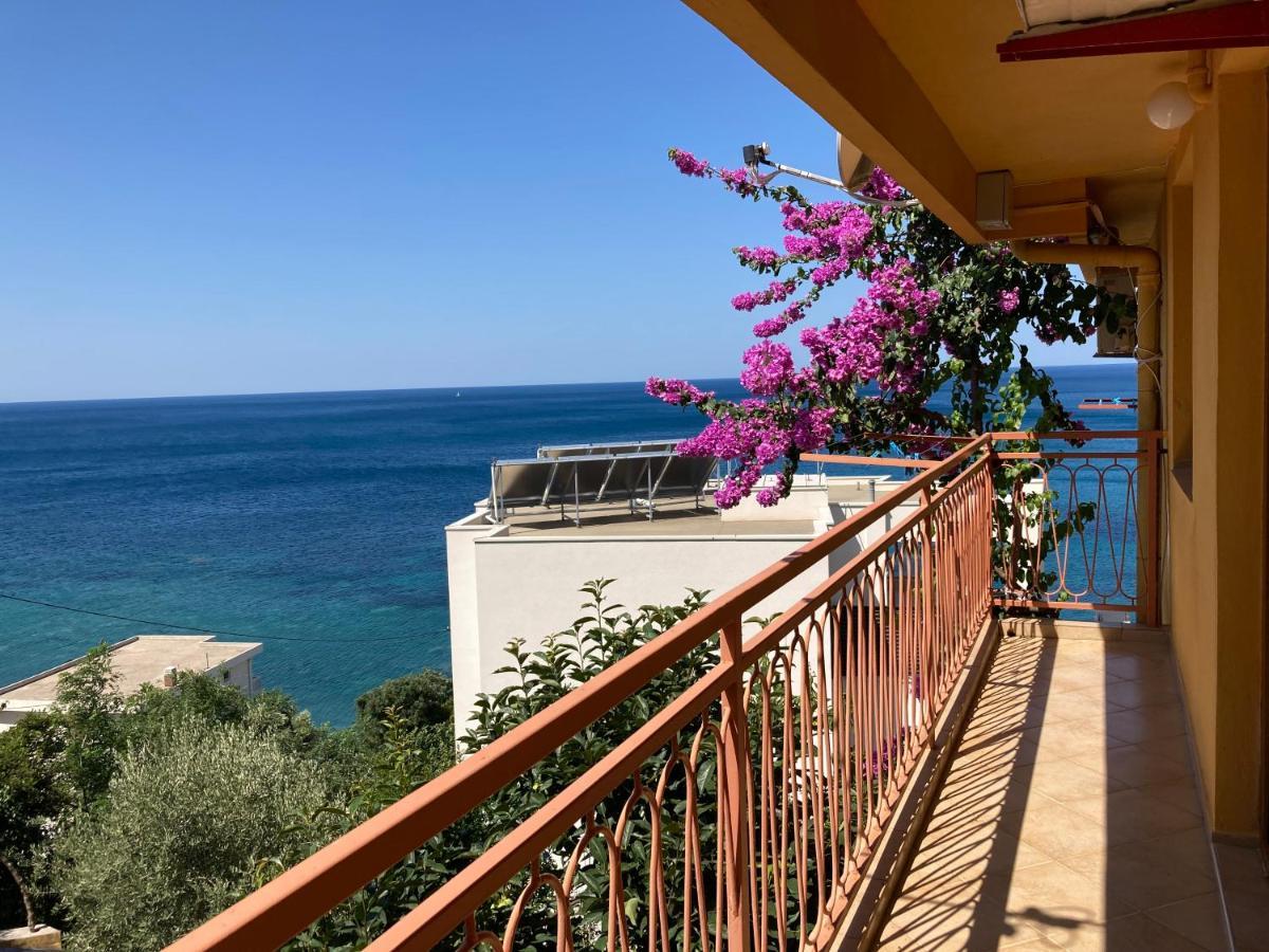 Monterama Apartments Сутоморе Екстериор снимка